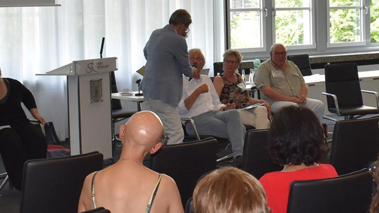 Rund 60 Personen stark war das Pleneum, welches sich im großen Sitzungssaal des Kreishaus Steinfurt zum Thema "Mehr Partizipation wagen!" eingefunden hatte.