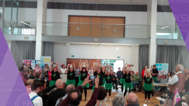 Bild von einer Tanzvorführung beim Aktionstag "Teilhabe für alle?!" in Münster