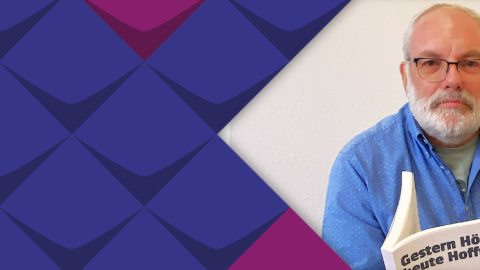 Ein Porträt von Clemens Sprey.