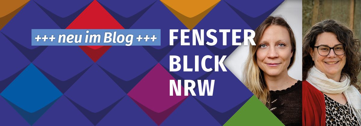 Stilelemente der KSL.NRW mit Fotos von Malin Butschkau, eine junge lächelnde Frau mit langem blonden Haar und Lena Butschkau, eine Frau mit dunklem Haar und dunkler Brille. Beide lächeln.